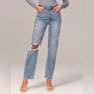 Abercrombie and Fitch The Dad high rise distressed jeans 29 8L LONG